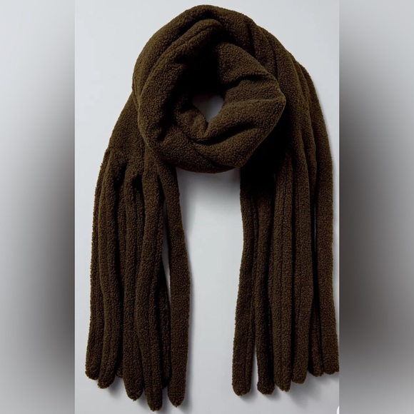 Chunky Extra Big Scarf - Picture 2 of 8